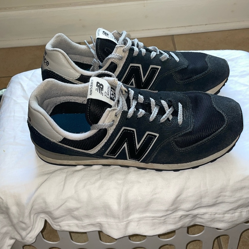 NEW BALANCE Black and Grey 574 Sneakers-11